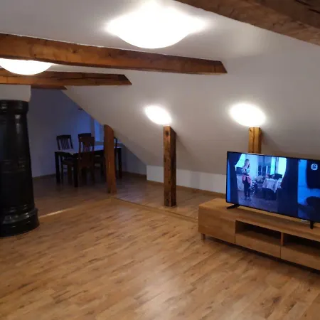 Stylish Attic Apartement In The Town Centre *