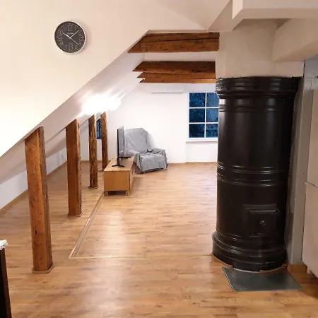 Stylish Attic Apartement In The Town Centre