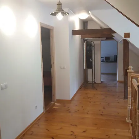 Stylish Attic Apartement In The Town Centre Apartmán